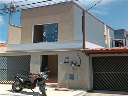 Casa à Venda