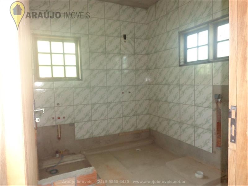 Casa a Venda no Penedo em Itatiaia