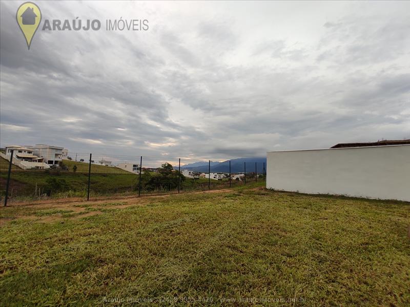 Terreno a Venda no Parque Ipiranga em Resende