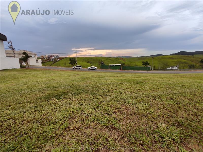 Terreno a Venda no Parque Ipiranga em Resende