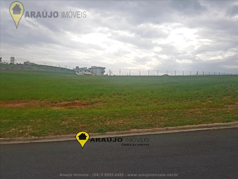 Terreno a Venda no Parque Ipiranga em Resende