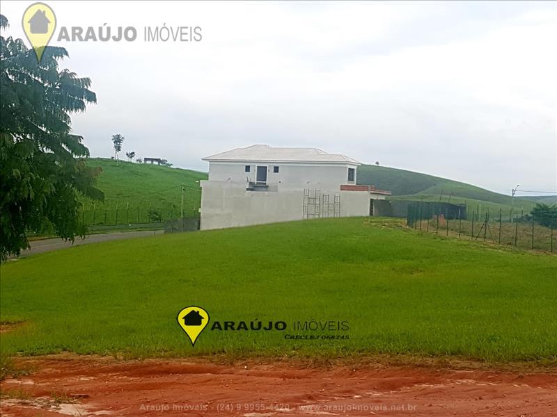 Terreno a Venda no Parque Ipiranga em Resende