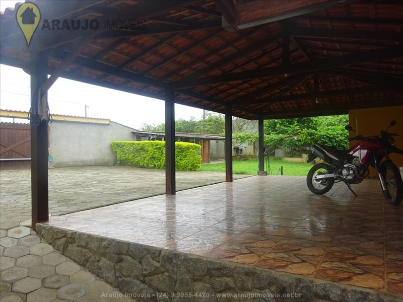 Casa a Venda no Penedo em Itatiaia