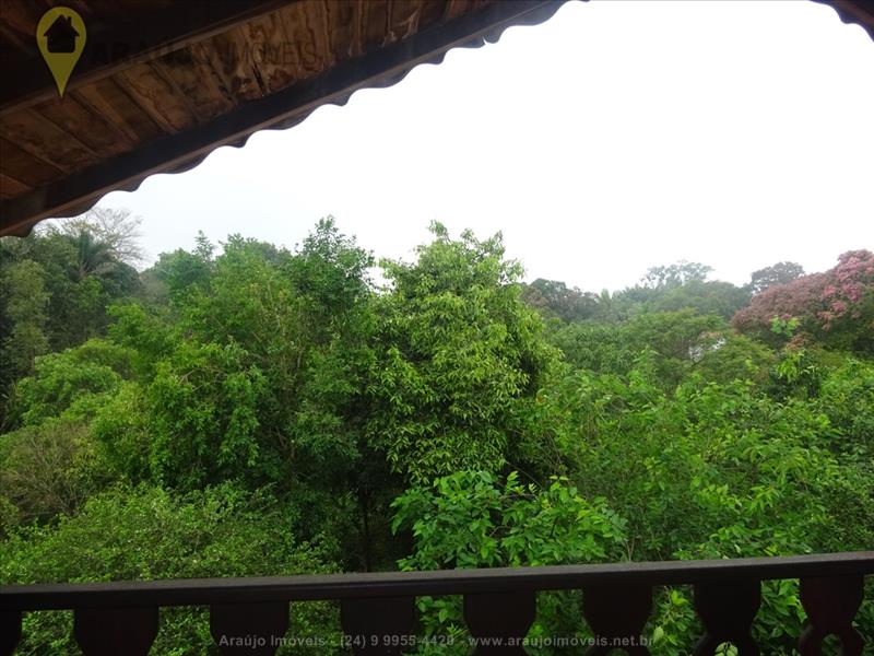 Casa a Venda no Penedo em Itatiaia