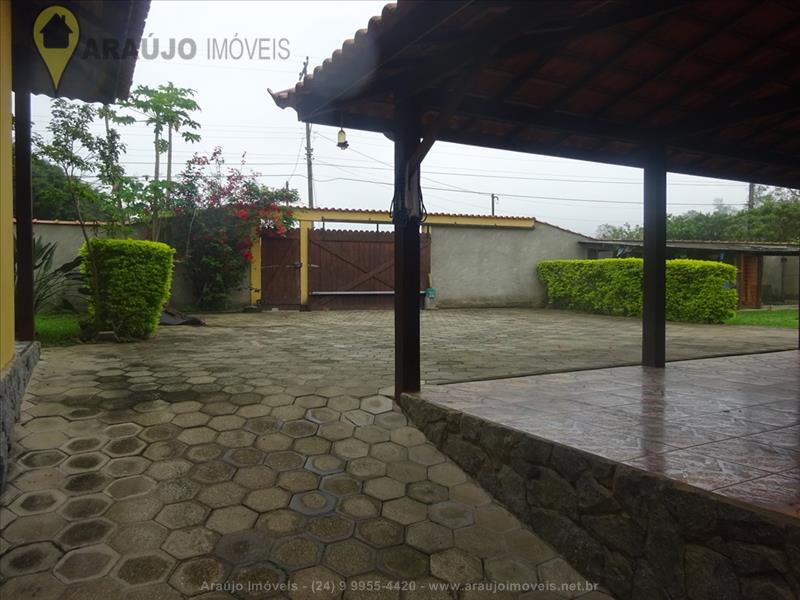 Casa a Venda no Penedo em Itatiaia