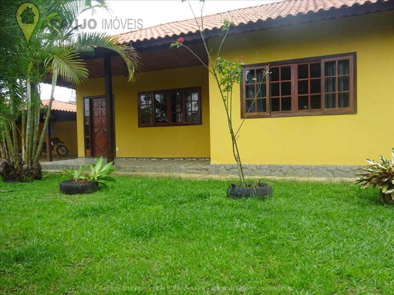 Casa a Venda no Penedo em Itatiaia