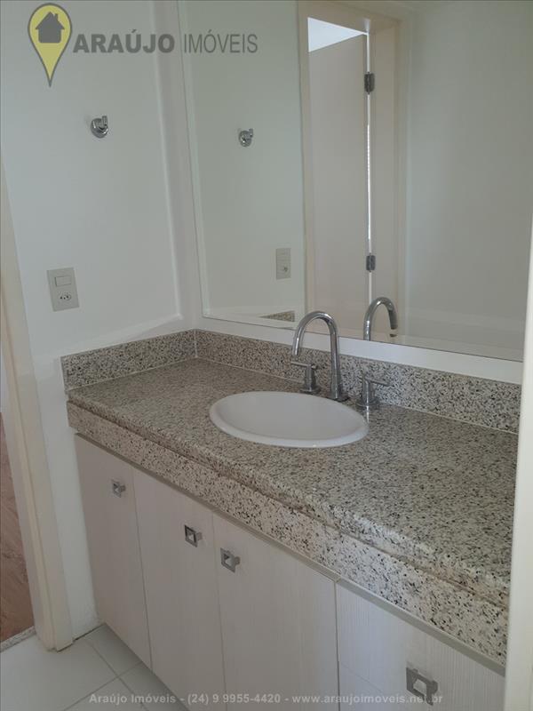 Apartamento a Venda no Comercial em Resende