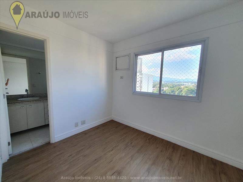 Apartamento a Venda no Comercial em Resende