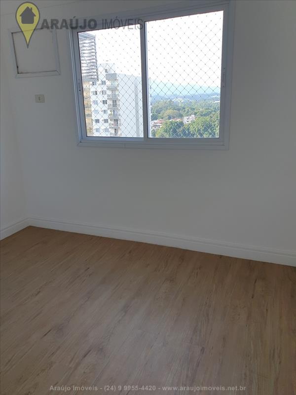 Apartamento a Venda no Comercial em Resende