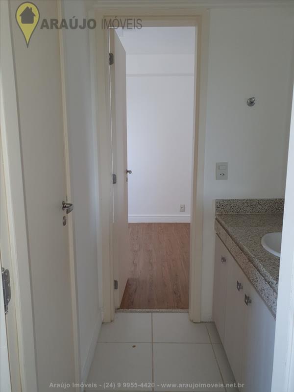 Apartamento a Venda no Comercial em Resende