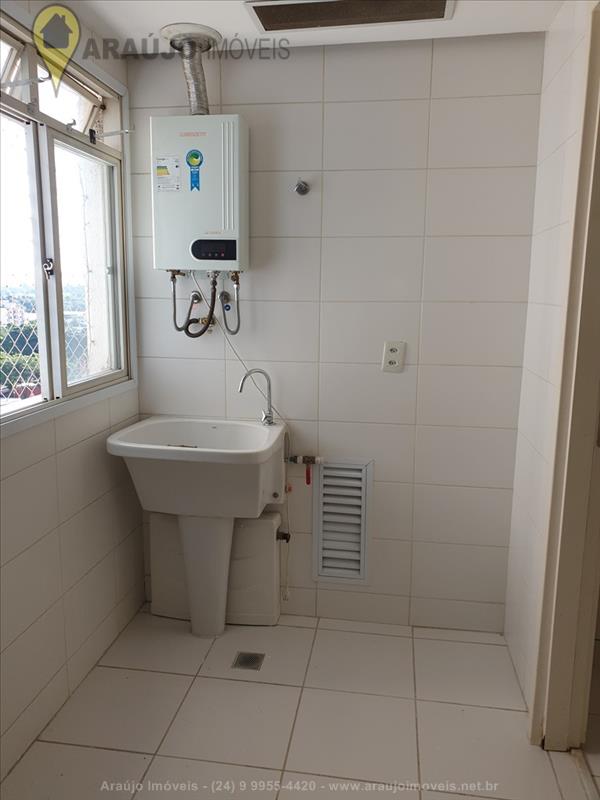 Apartamento a Venda no Comercial em Resende