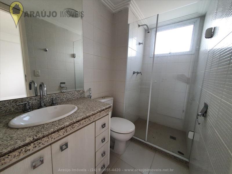 Apartamento a Venda no Comercial em Resende