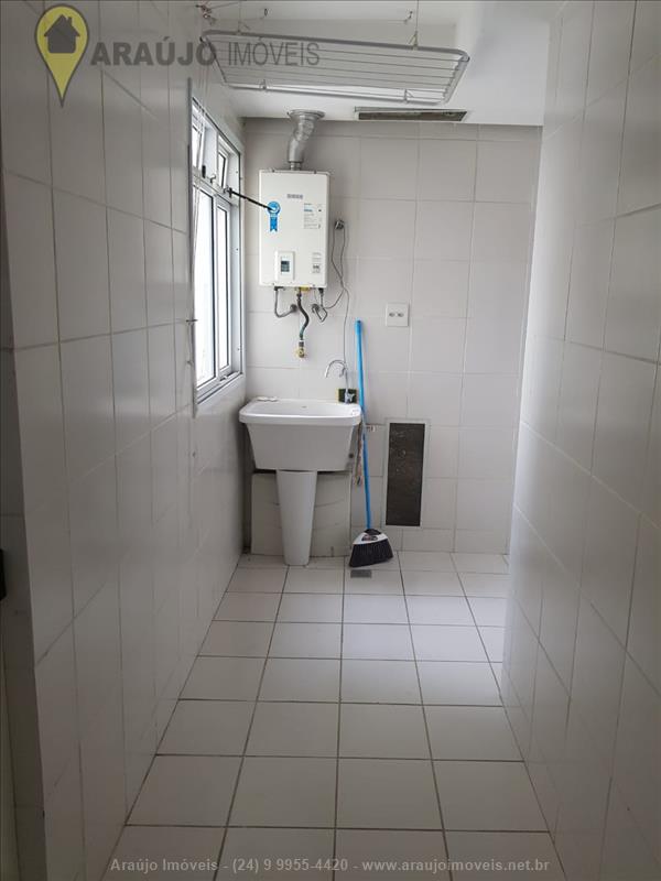 Apartamento a Venda no Comercial em Resende