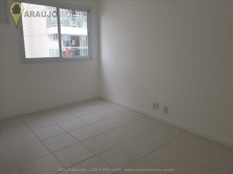 Apartamento a Venda no Comercial em Resende