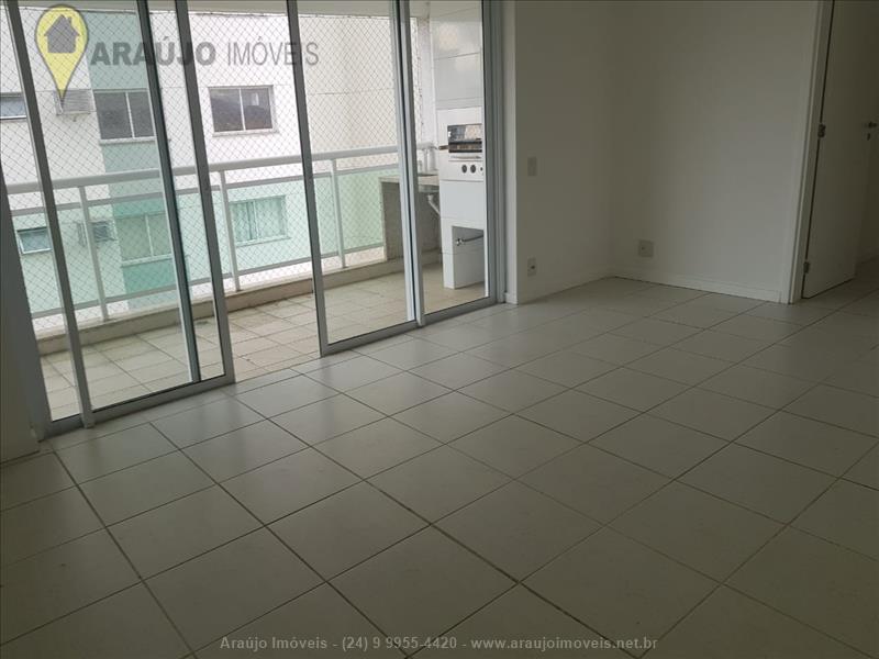 Apartamento a Venda no Comercial em Resende