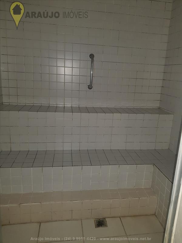 Apartamento a Venda no Comercial em Resende