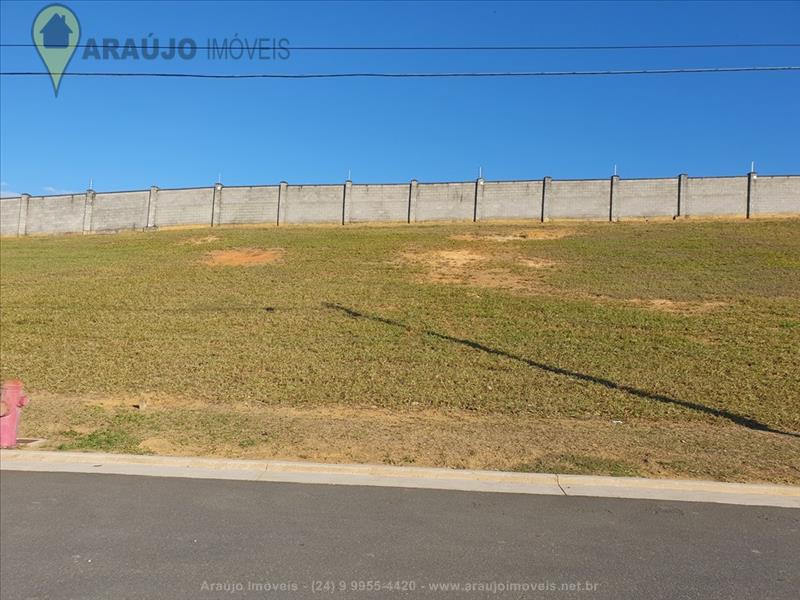 Terreno a Venda no Parque Ipiranga em Resende