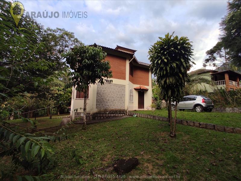 Casa a Venda no Penedo em Itatiaia