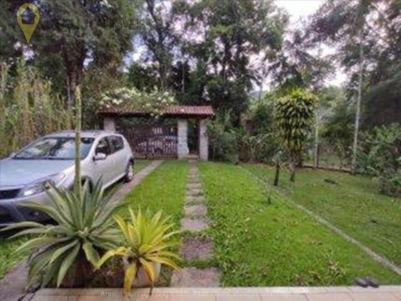 Casa a Venda no Penedo em Itatiaia