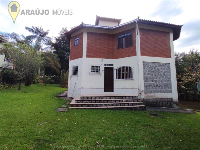 Casa a Venda no Penedo em Itatiaia