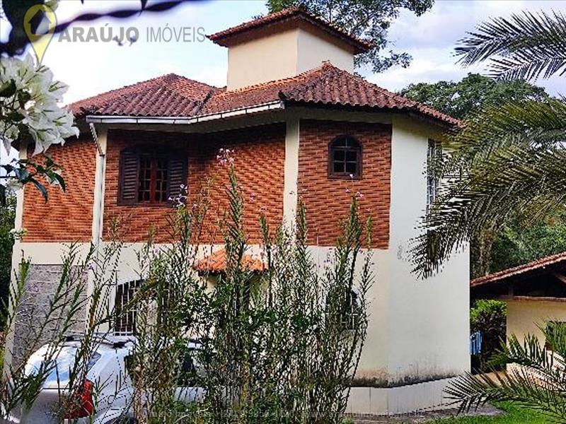 Casa a Venda no Penedo em Itatiaia