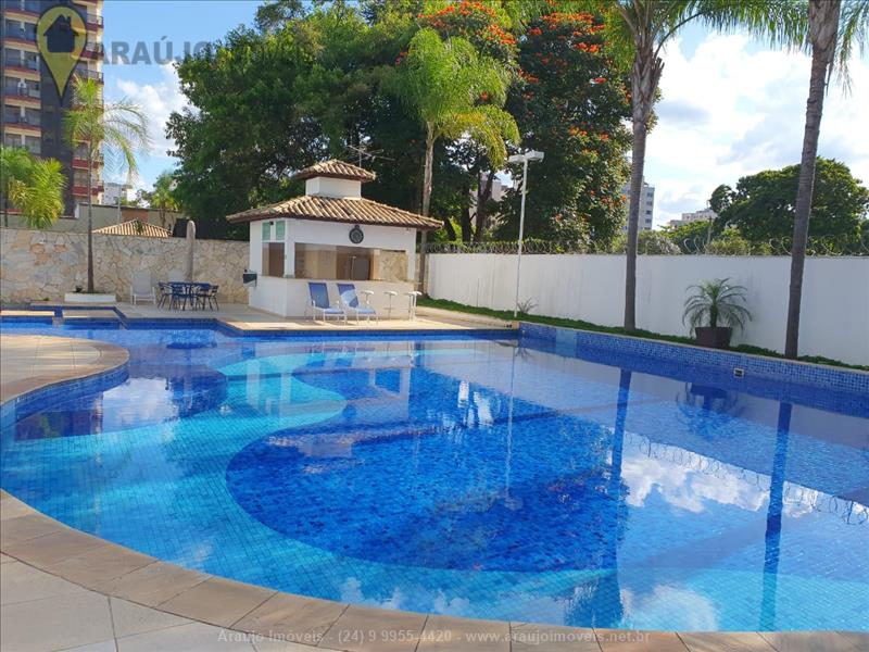 Apartamento a Venda no Comercial em Resende