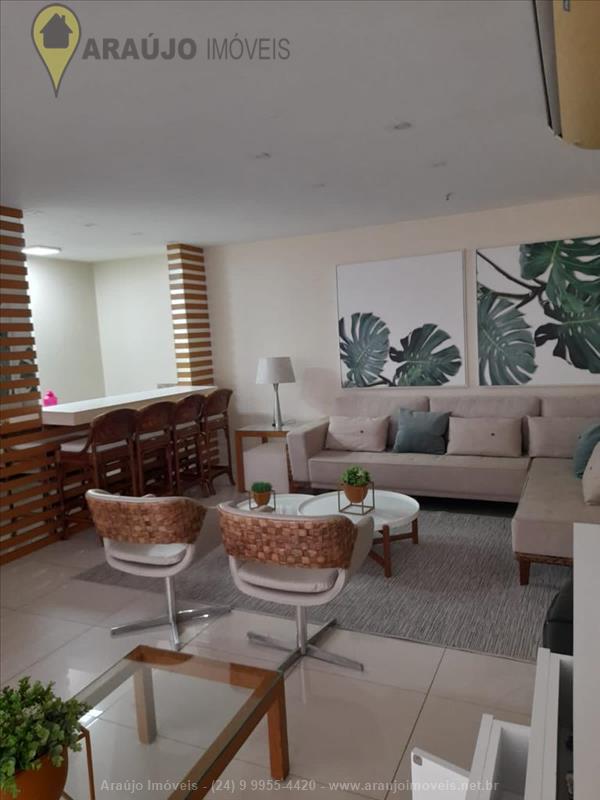 Apartamento a Venda no Comercial em Resende