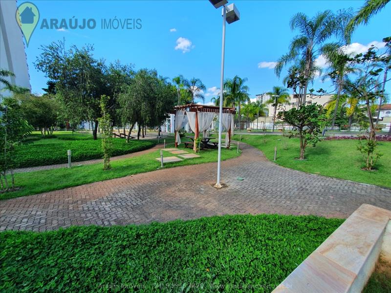 Apartamento a Venda no Comercial em Resende