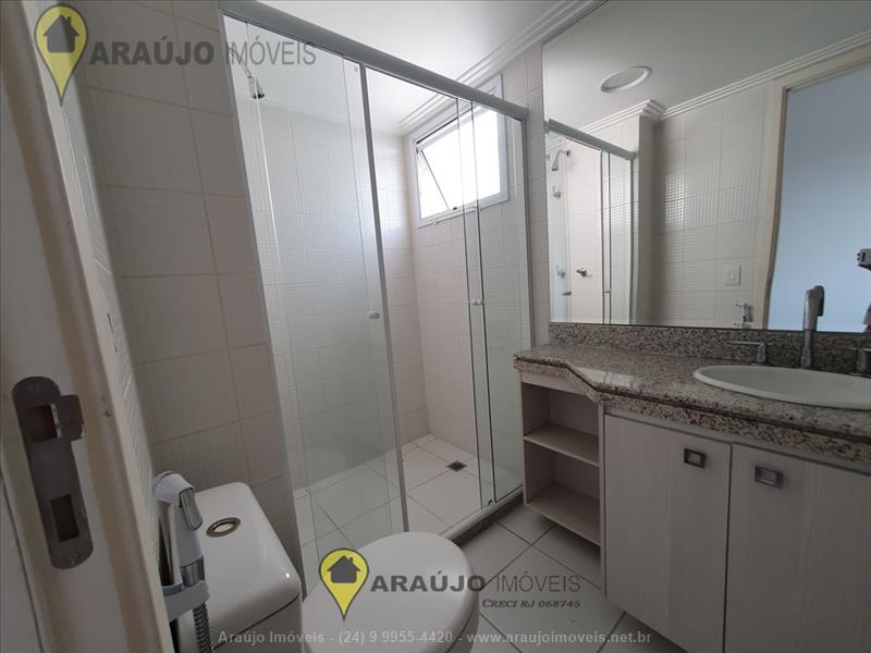 Apartamento a Venda no Comercial em Resende