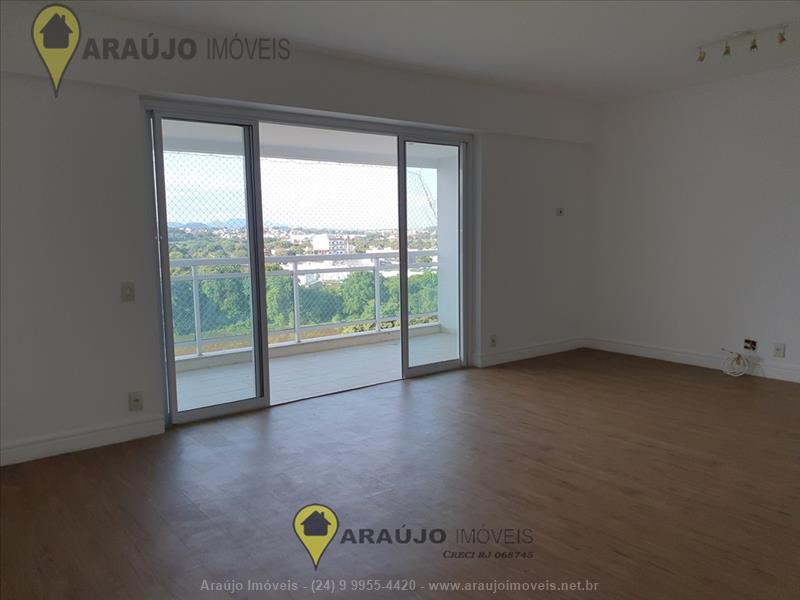 Apartamento a Venda no Comercial em Resende