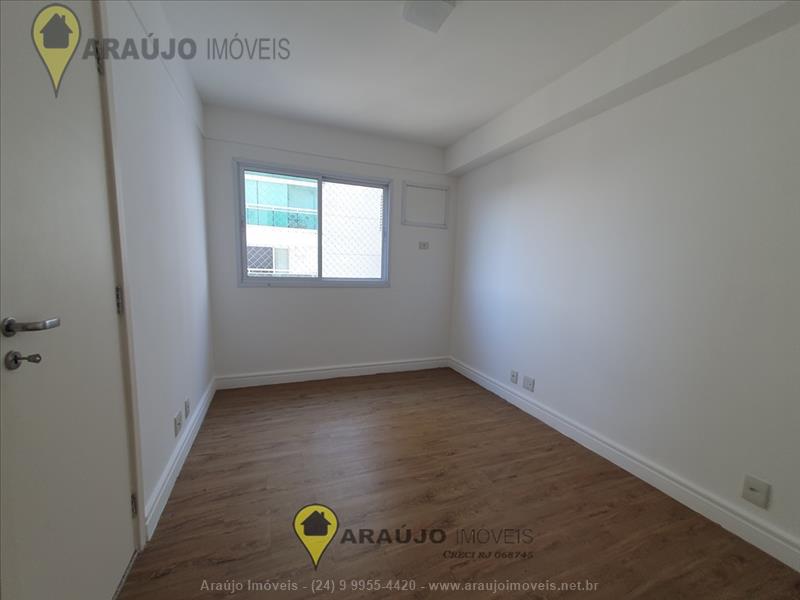 Apartamento a Venda no Comercial em Resende