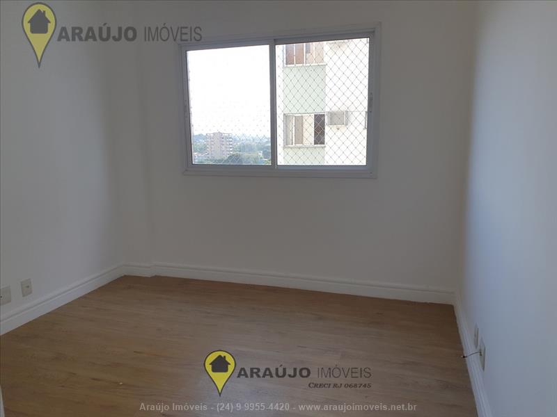Apartamento a Venda no Comercial em Resende