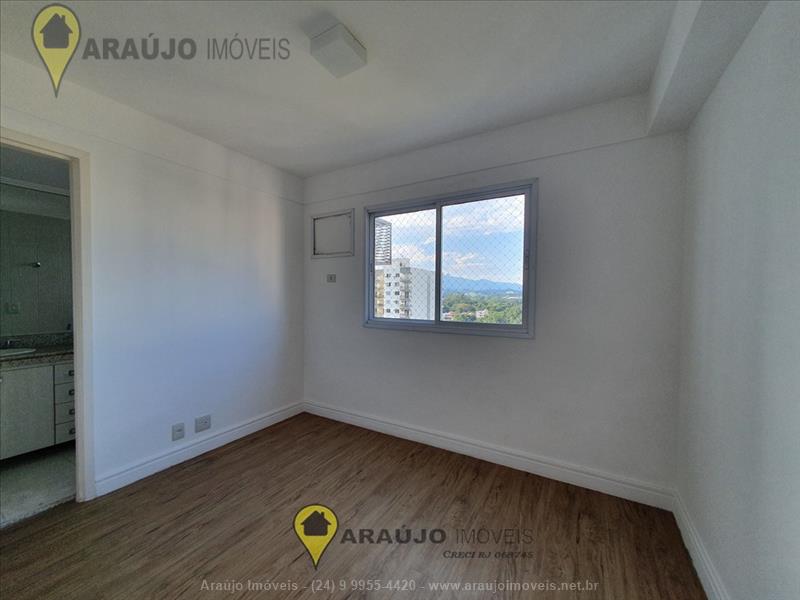 Apartamento a Venda no Comercial em Resende