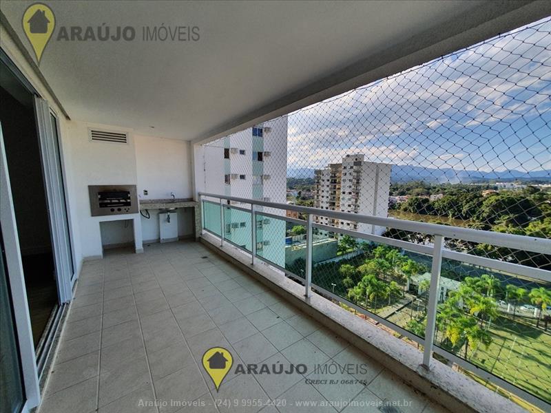 Apartamento a Venda no Comercial em Resende