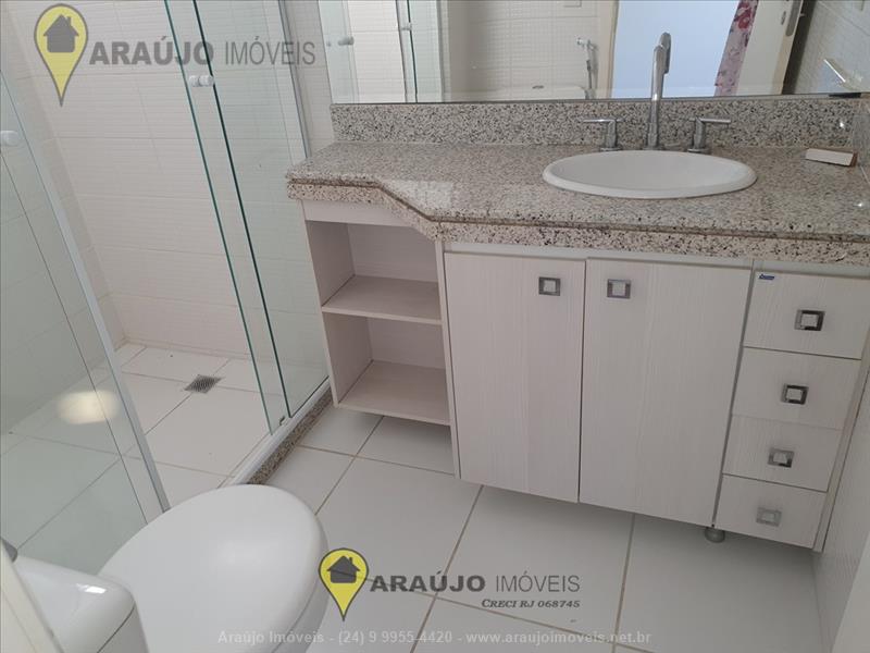Apartamento a Venda no Comercial em Resende