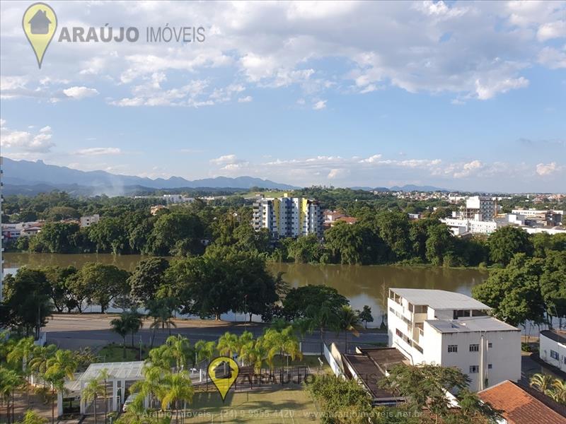 Apartamento a Venda no Comercial em Resende