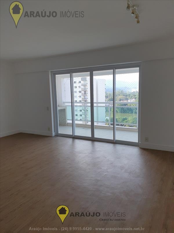 Apartamento a Venda no Comercial em Resende
