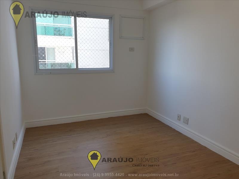 Apartamento a Venda no Comercial em Resende