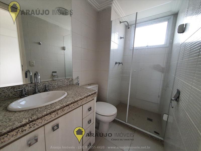 Apartamento a Venda no Comercial em Resende