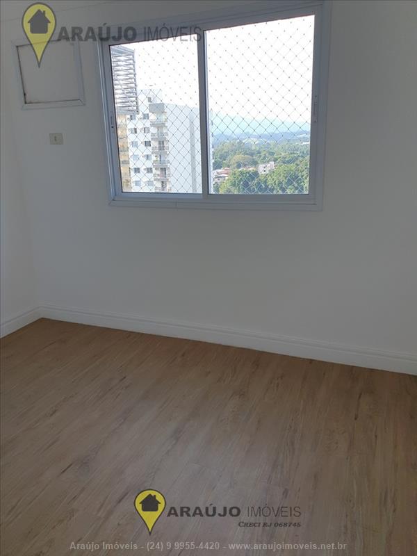 Apartamento a Venda no Comercial em Resende