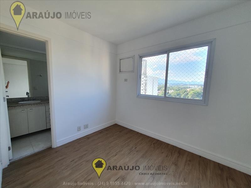 Apartamento a Venda no Comercial em Resende