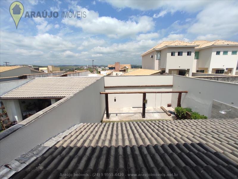 Casa a Venda no Parque Ipiranga II em Resende