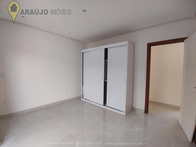 Casa a Venda no Parque Ipiranga em Resende
