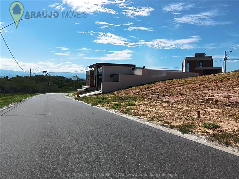 Terreno a Venda no Parque Ipiranga em Resende