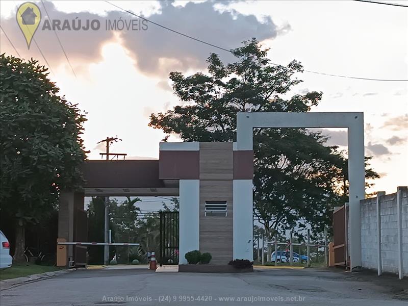 Casa em condomínio a Venda no Morada da Colina em Resende