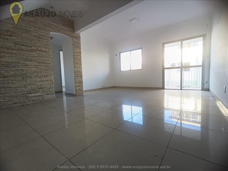 Cobertura a Venda no Santa Isabel em Resende