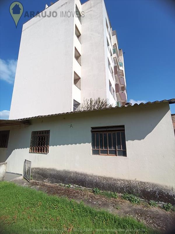 Casa para Venda ou Alugar no Vila Julieta em Resende