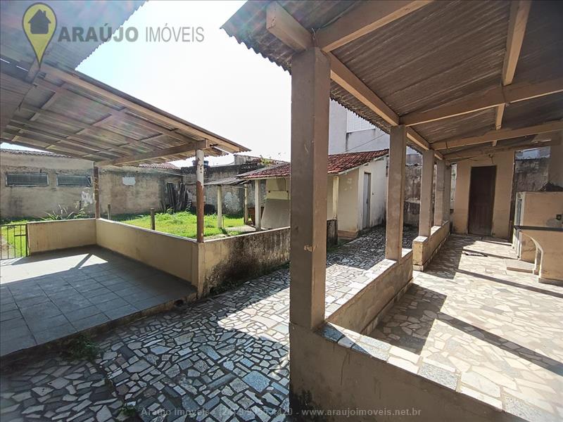 Casa para Venda ou Alugar no Vila Julieta em Resende