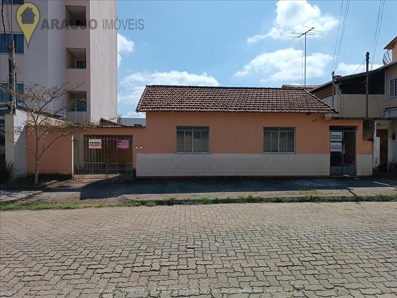 Casa para Venda ou Alugar no Vila Julieta em Resende