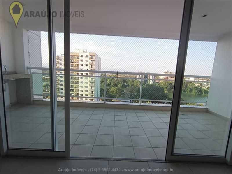 Apartamento para Alugar no Comercial em Resende